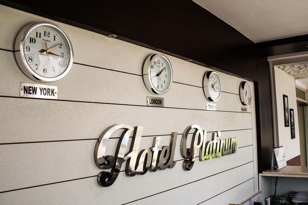Hotel Platinum Calcutta Extérieur photo